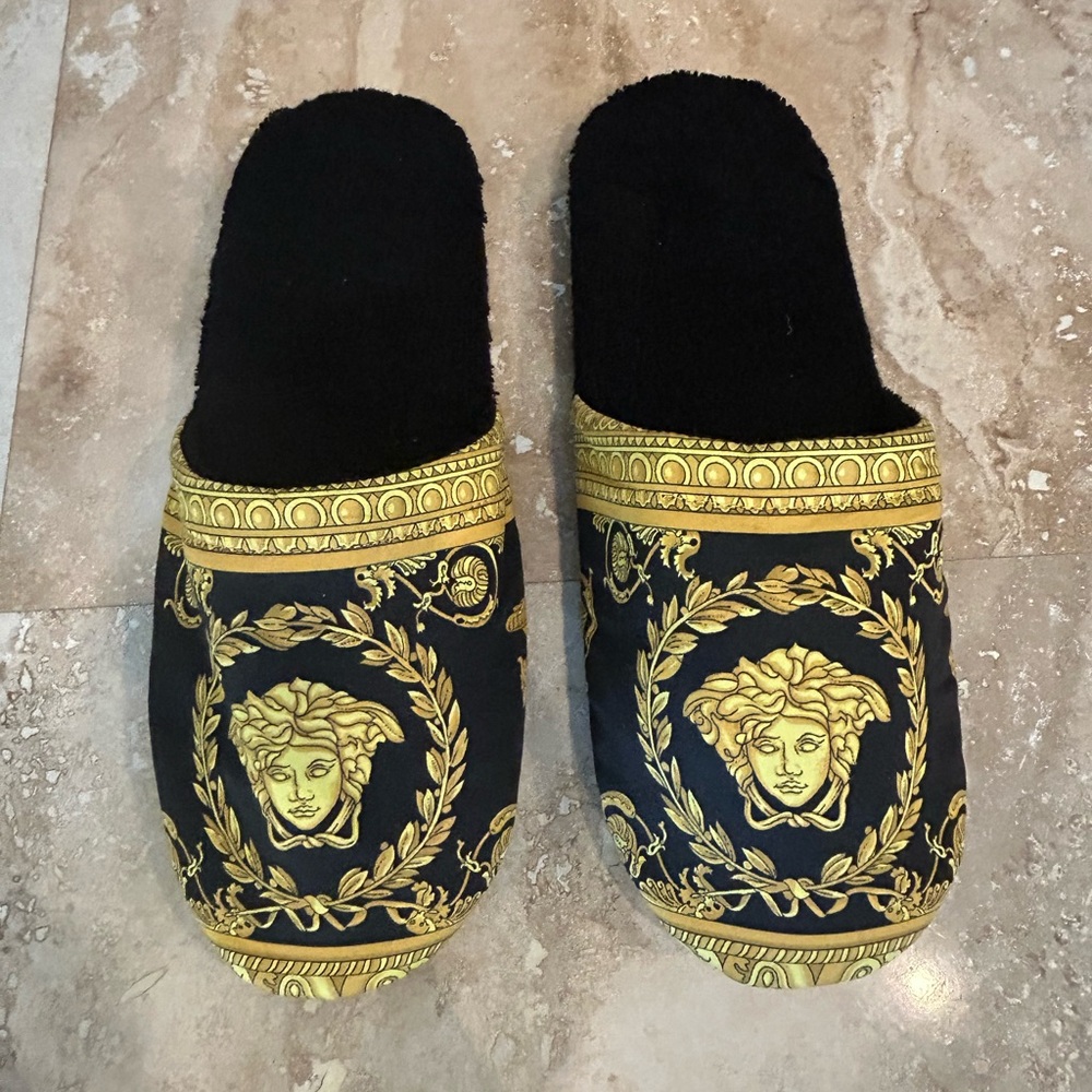 Versace Black Robe - Picture 5 of 6